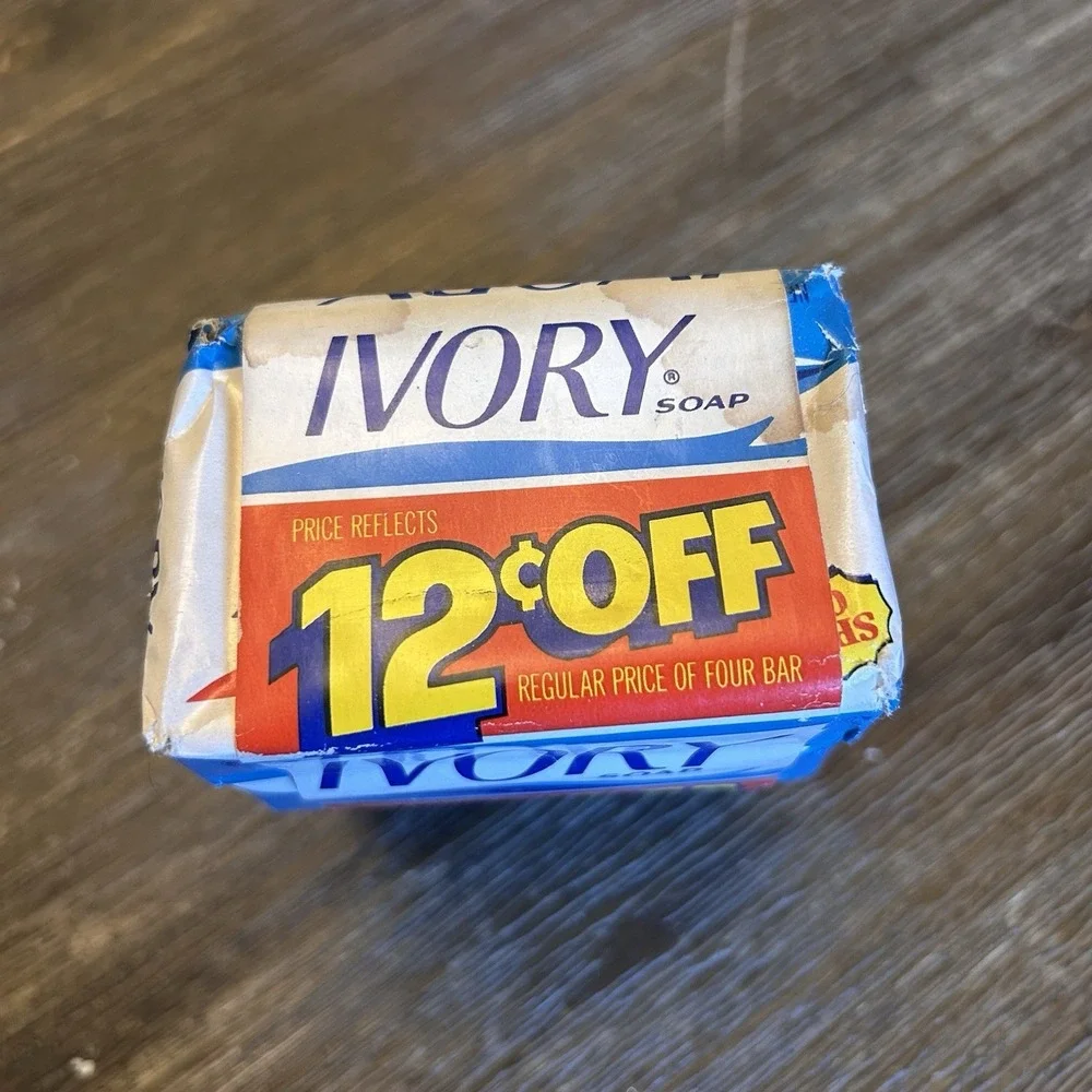 Ivory Soap 3.5 oz Soap Vintage Procter & Gamble --Lot of 4 NOS 12 Cents‎ Off